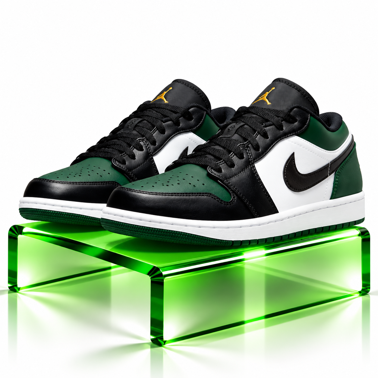 Air Jordan 1 Low “Green Toe” Sneakers