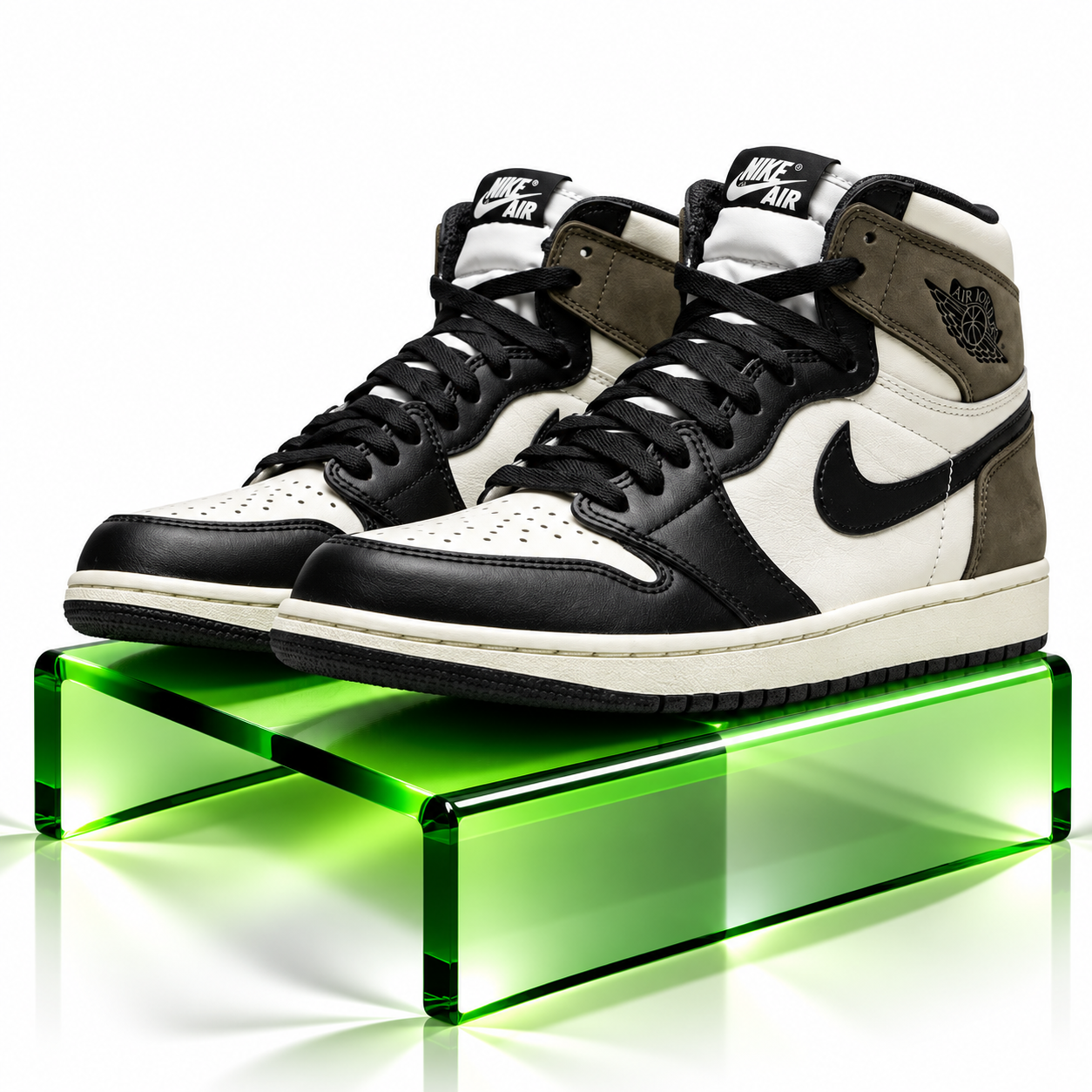 Nike Air Jordan 1 Retro High “Dark Mocha” Sneakers